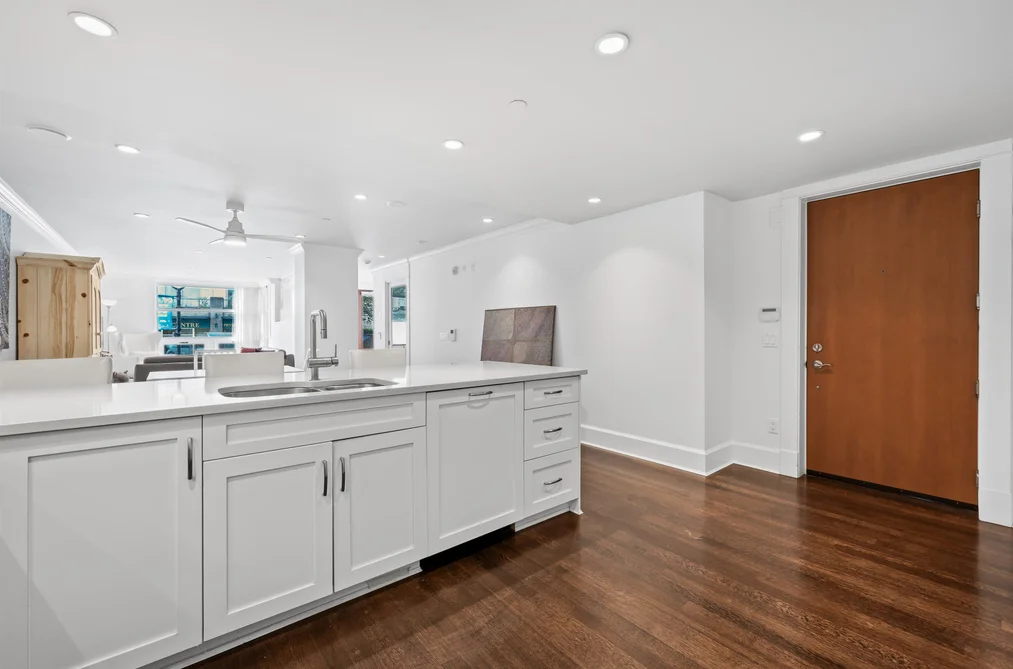 9 1891 MARINE DRIVE, West Vancouver BC V7V 1J7, West Vancouver BC — Residential for Sale - Photo 2