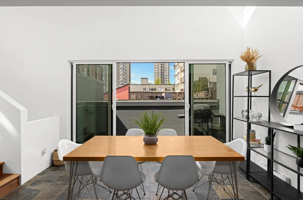 Townhouse for sale at 9 1934 Barclay Street Vancouver British Columbia - MLS: R3126362
