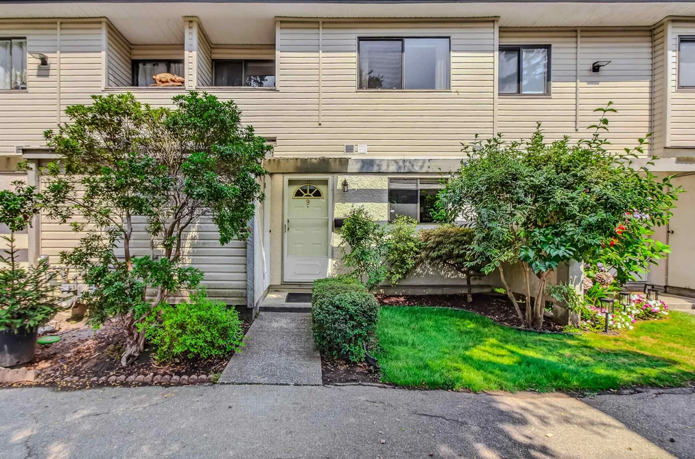 Townhouse for sale at 9 20390 53 Avenue Langley British Columbia - MLS: R3166585