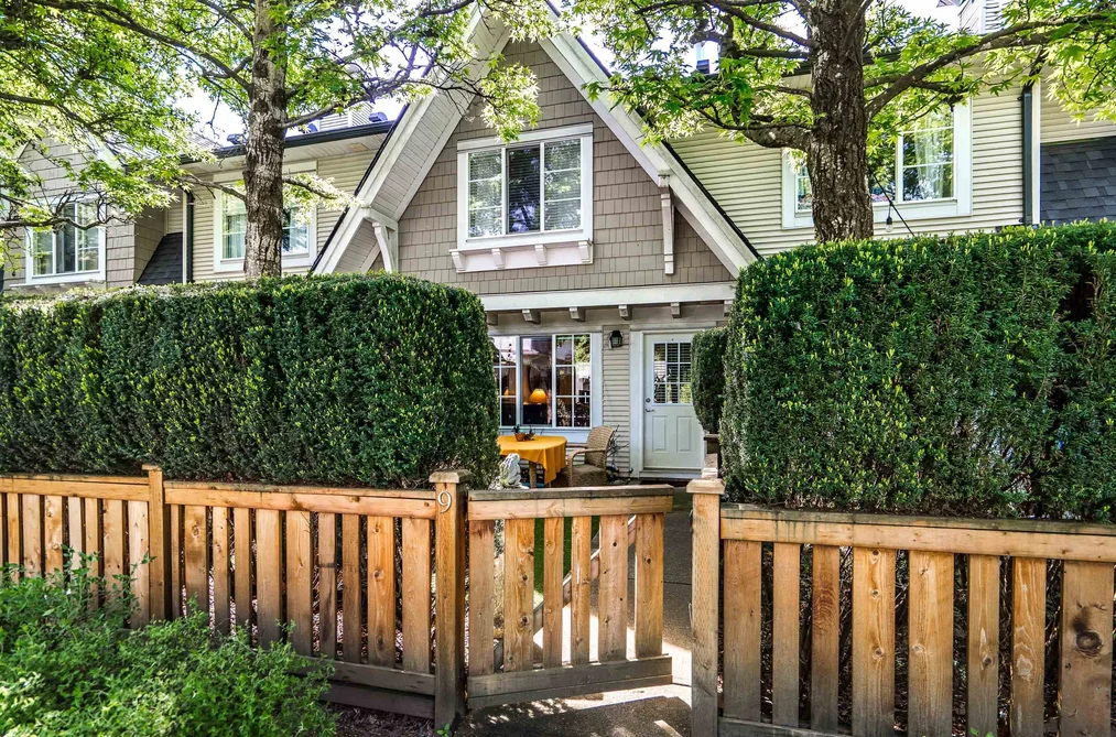 Townhouse for sale at 9 20540 66 Avenue Langley British Columbia - MLS: R3117257