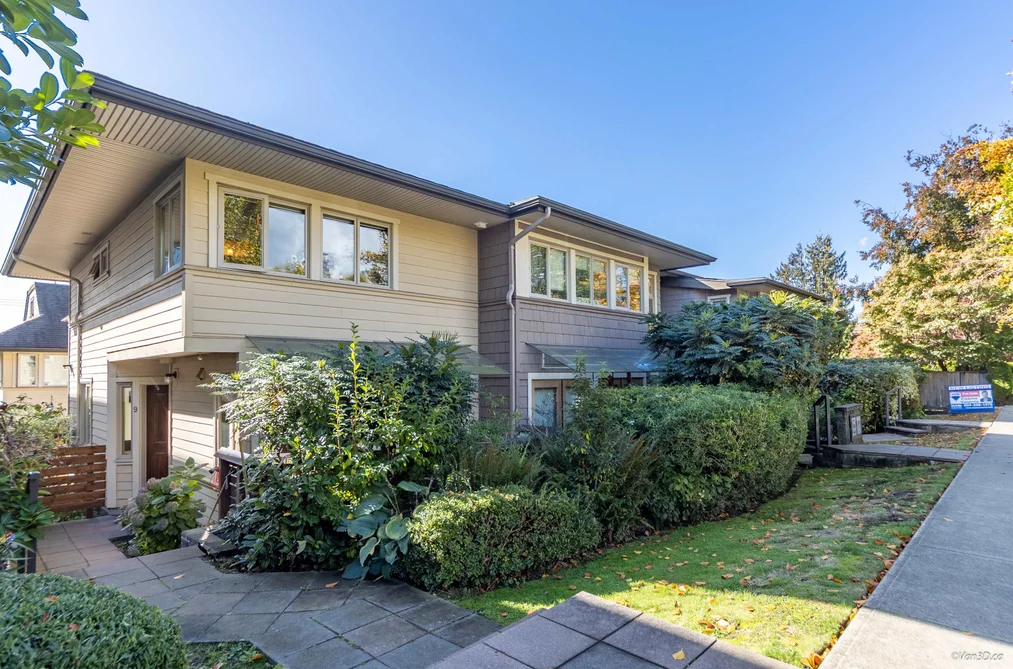 9 215 E 4TH STREET, North Vancouver BC V7L 1J1, North Vancouver BC — Residential for Sale - Photo 2