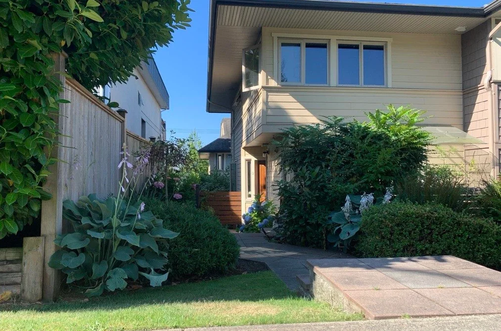 9 215 E 4TH STREET, North Vancouver BC V7L 1J1, North Vancouver BC — Residential for Sale - Photo 3