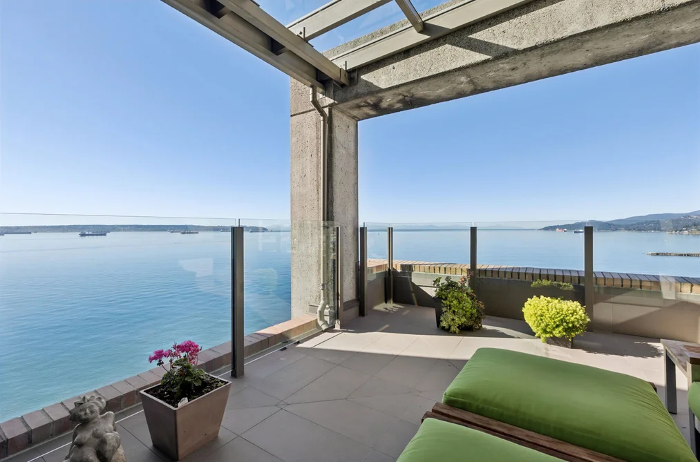 9 2250 BELLEVUE AVENUE, West Vancouver BC V7V 1C6, West Vancouver BC — Residential for Sale - Photo 2