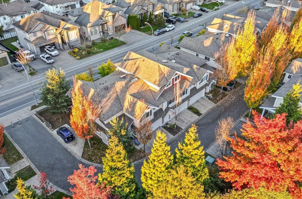 9-30748 Cardinal Avenue, Abbotsford, BC - Townhouse for Sale - Photo 3 of 31 9-30748 Cardinal Avenue, Abbotsford, BC - Townhouse for Sale - Photo 3 of 31