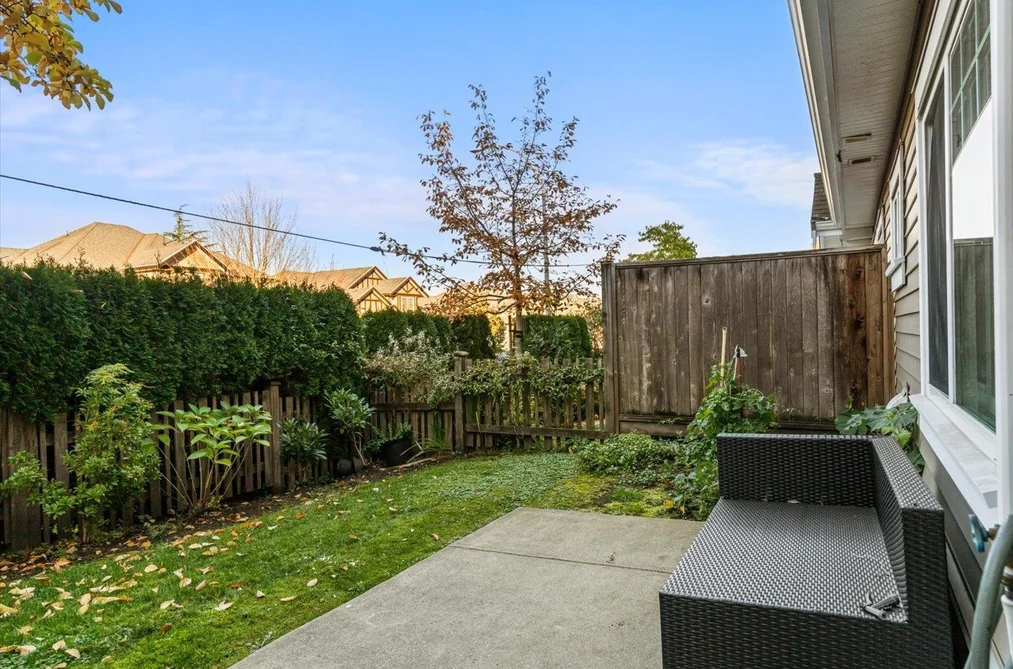 9-30748 Cardinal Avenue, Abbotsford, BC - Townhouse for Sale - Photo 5 of 31 9-30748 Cardinal Avenue, Abbotsford, BC - Townhouse for Sale - Photo 5 of 31