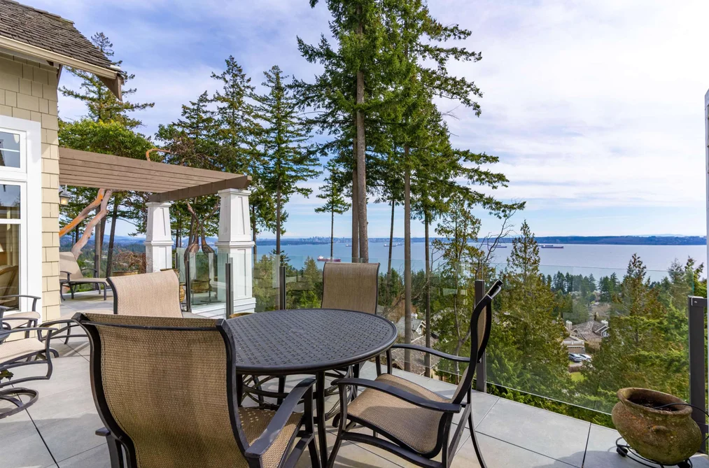 Townhouse for sale at 9 5110 Alderfeild Place West Vancouver British Columbia - MLS: R3115696