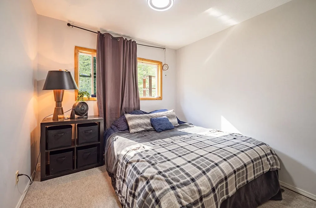 9-7467 Prospect Street, Pemberton, BC - Half Duplex for Sale - Photo 10 of 18 9-7467 Prospect Street, Pemberton, BC - Half Duplex for Sale - Photo 10 of 18