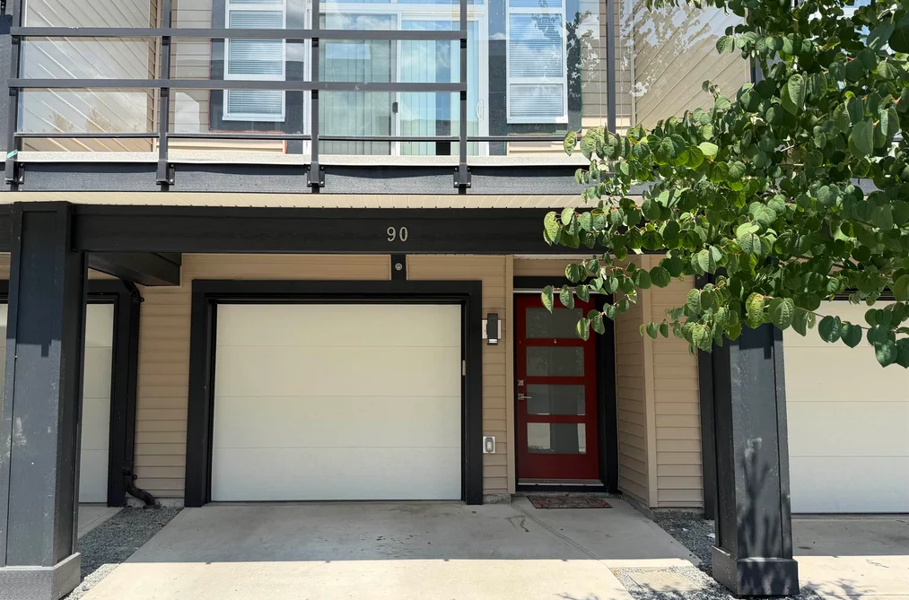 Townhouse for sale at 90 8413 Midtown Way Chilliwack British Columbia - MLS: R3148514