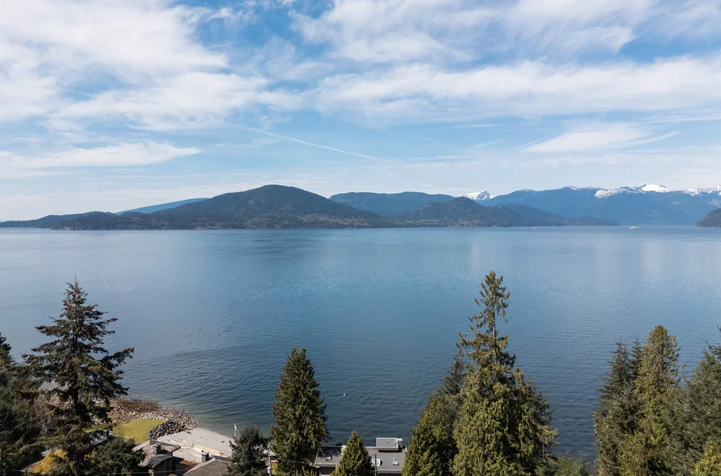 90 ISLEVIEW PLACE, West Vancouver BC V0N 2E0, West Vancouver BC — Residential for Sale - Photo 3