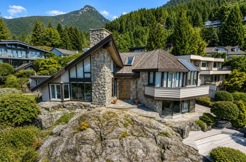 House for sale at 90 Tidewater Way Lions Bay British Columbia - MLS: R3156624