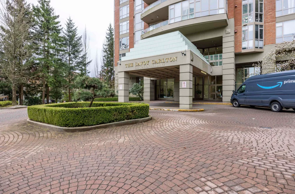 901 6888 STATION HILL DR., Burnaby BC V3N 4X5, Burnaby BC — Residential for Sale - Photo 2