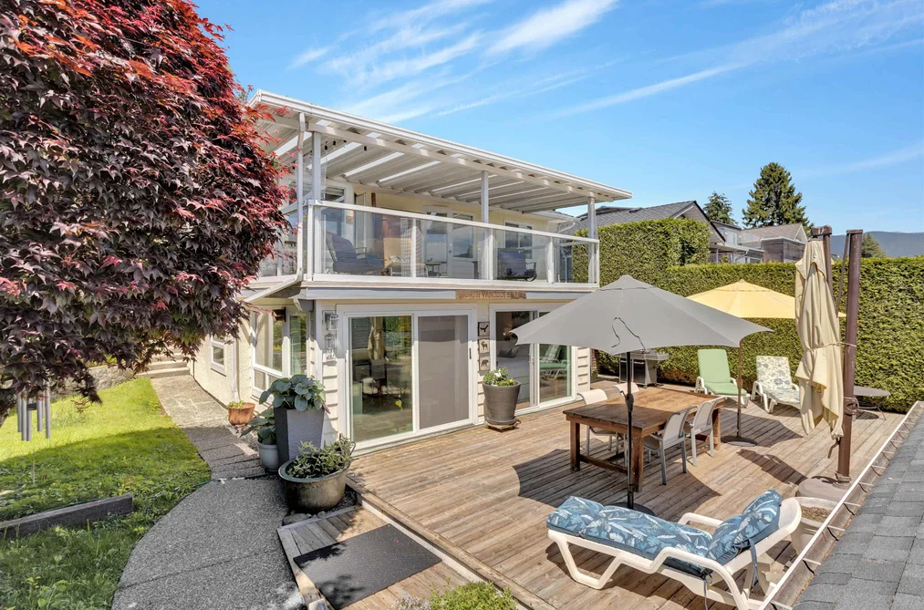 901 CALVERHALL STREET, North Vancouver BC V7L 1Y1, North Vancouver BC — Residential for Sale - Photo 2