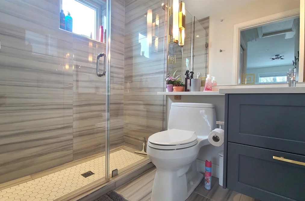901 E BROADWAY STREET, Vancouver BC V5T 1Y3, Vancouver BC — Residential for Sale - Photo 3