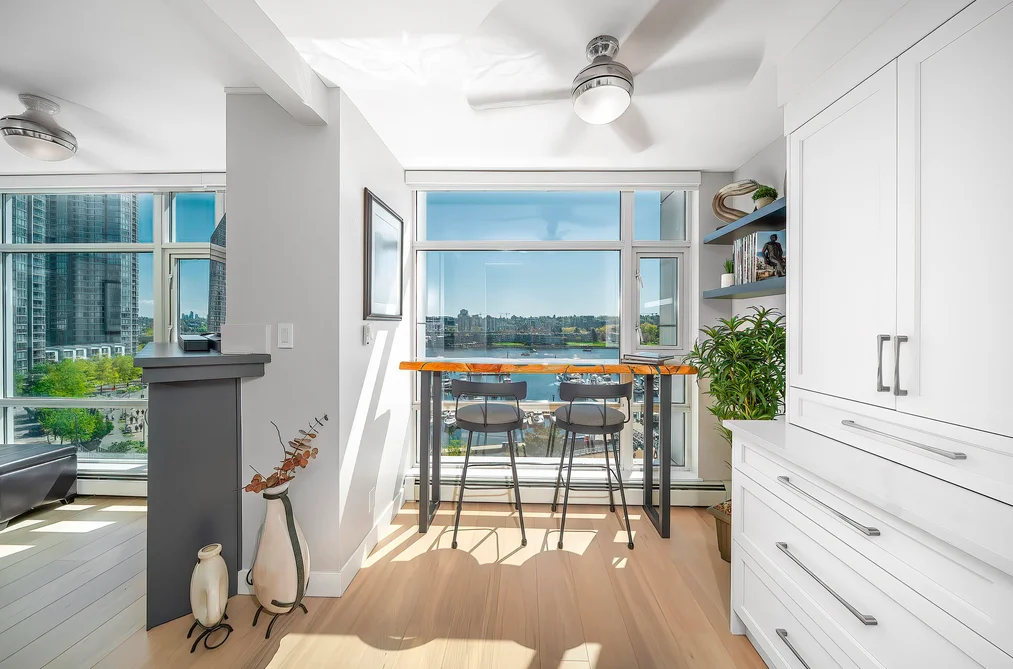 902 1199 MARINASIDE CRESCENT, Vancouver BC V6Z 2Y2, Vancouver BC — Residential for Sale - Photo 5