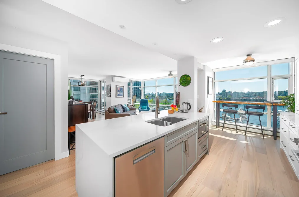 902 1199 MARINASIDE CRESCENT, Vancouver BC V6Z 2Y2, Vancouver BC — Residential for Sale - Photo 7