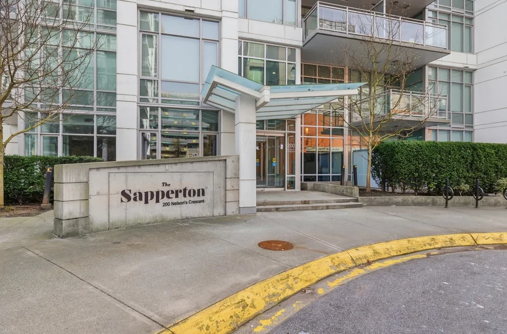 902 200 NELSON'S CRESCENT, New Westminster BC V3L 0H4, New Westminster BC — Residential for Sale - Photo 2
