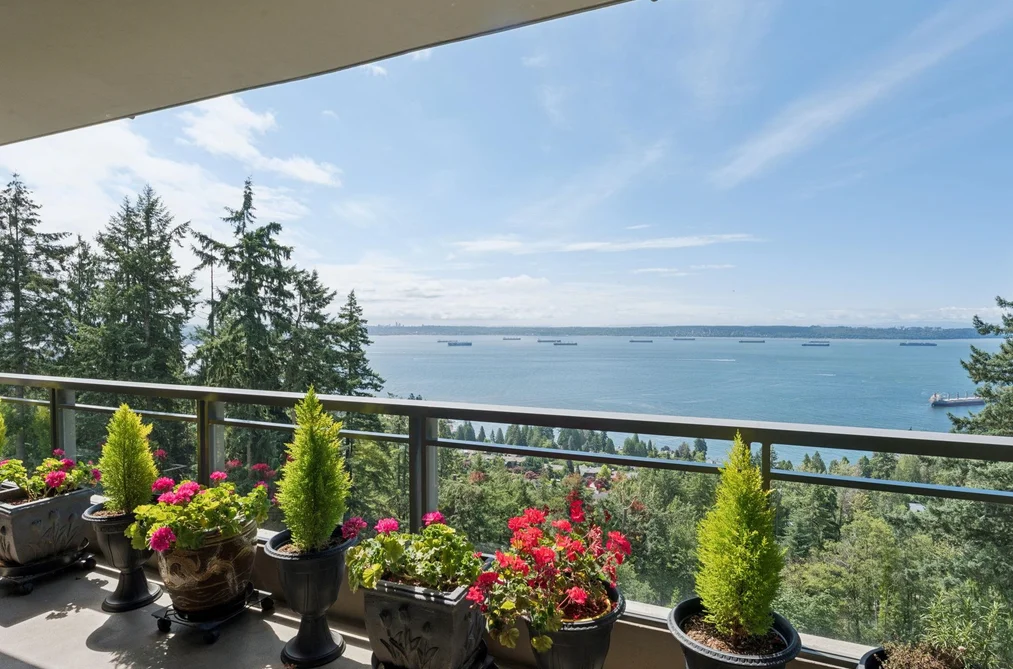 Condo for sale at 902 3355 Cypress Place West Vancouver British Columbia - MLS: R3145136