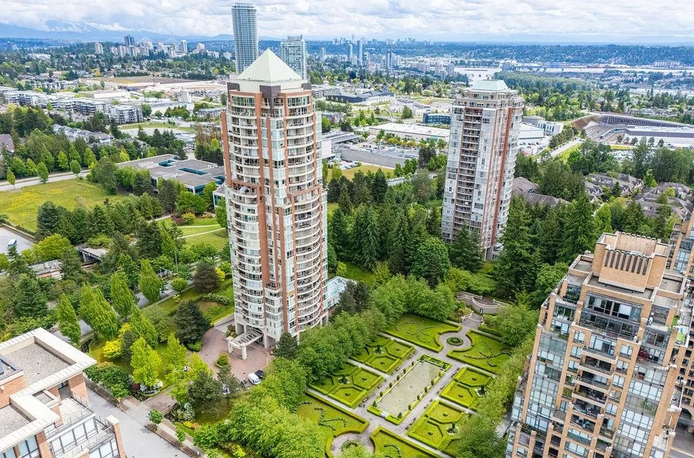 Condo for sale at 902 6838 Station Hill Drive Burnaby British Columbia - MLS: R3132945