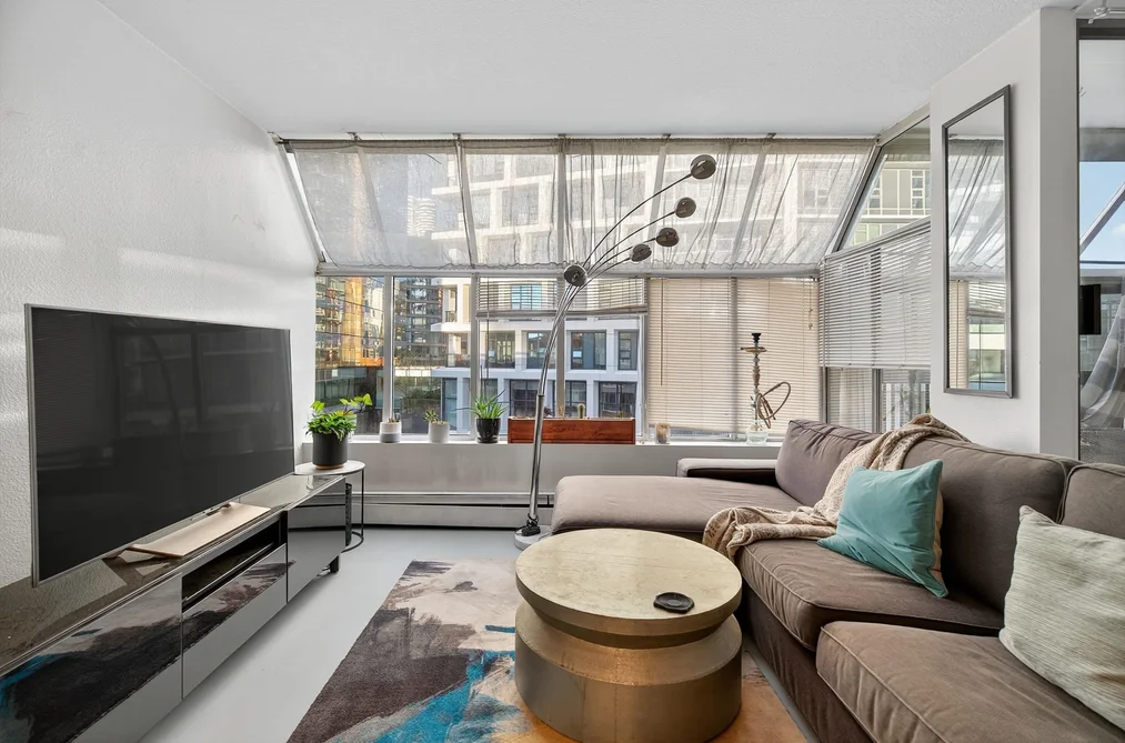 902 950 DRAKE STREET, Vancouver BC V6Z 2B9, Vancouver BC — Residential for Sale - Photo 3