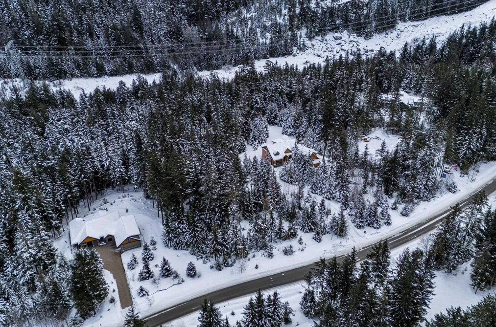 9024 RIVERSIDE DRIVE, Whistler BC V8E 1M1, Whistler BC — Land for Sale - Photo 4
