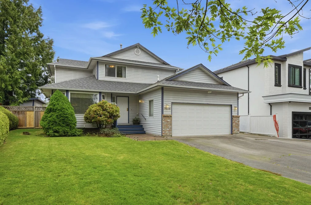 House for sale at 9028 136b Street Surrey British Columbia - MLS: R3128390
