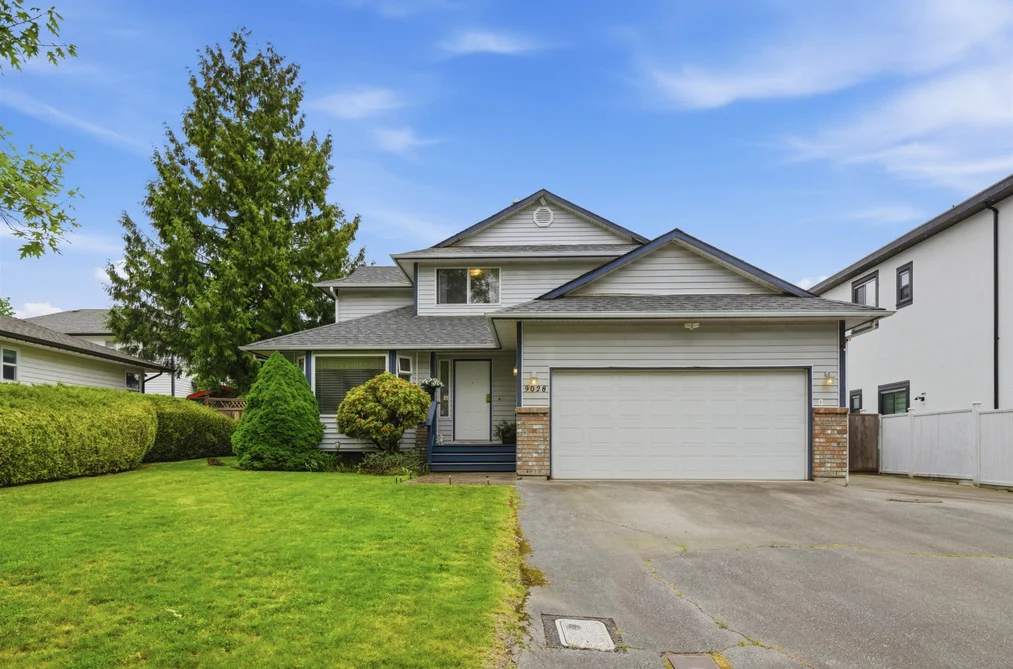 9028 136B STREET, Surrey BC V3V 7P1, Surrey BC — Residential for Sale - Photo 2
