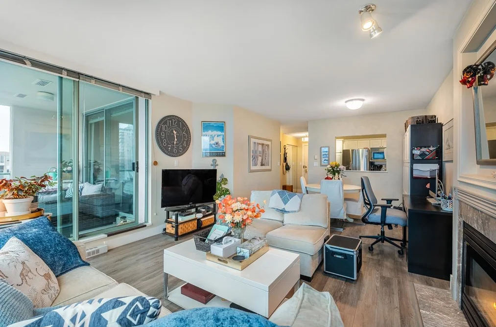 903 140 E 14TH STREET, North Vancouver BC V7L 2N3, North Vancouver BC — Residential for Sale - Photo 6