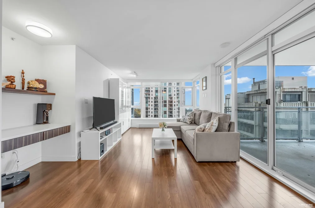 Condo for sale at 903 608 Belmont Street New Westminster British Columbia - MLS: R3067338