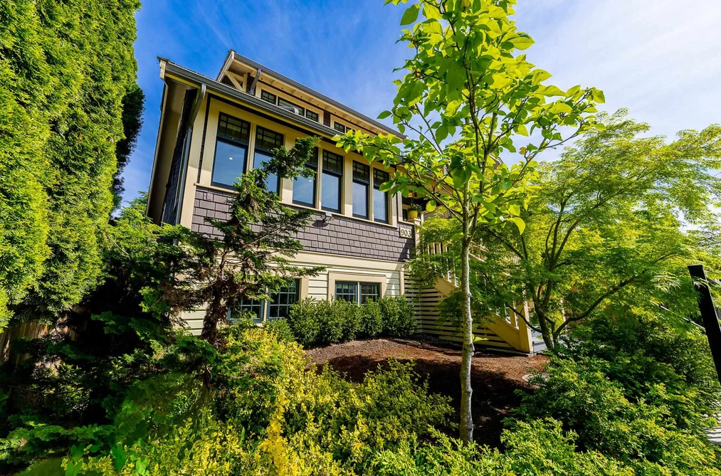 903 WALLS AVENUE, Coquitlam BC V3K 2T2, Coquitlam BC — Residential for Sale - Photo 2