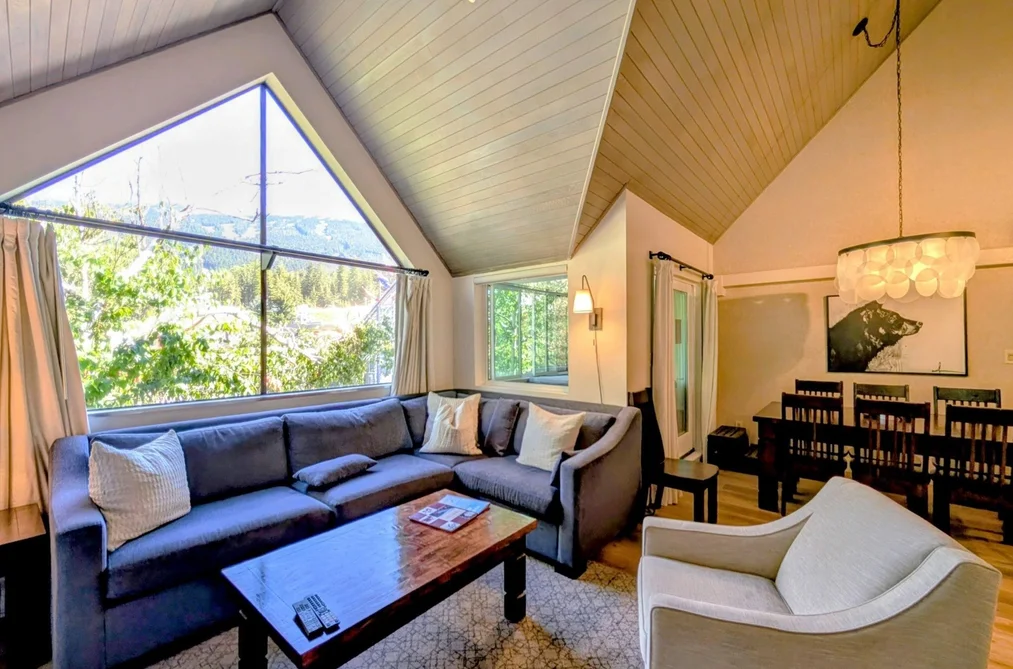 Condo for sale at 903(51) 4293 Mountain Square Whistler British Columbia - MLS: R3160103