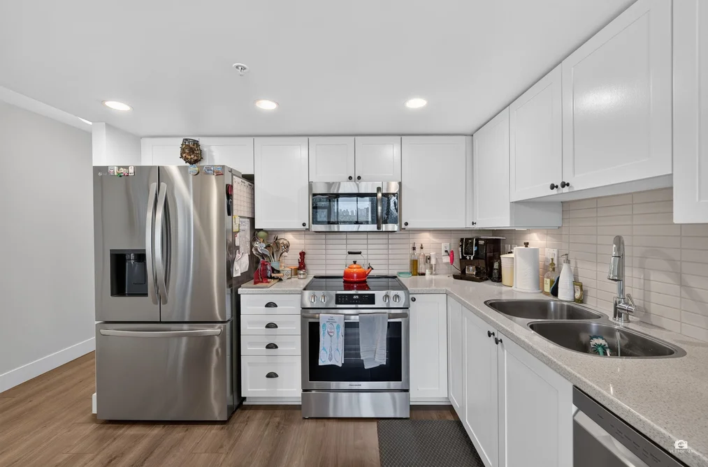 904 4400 BUCHANAN STREET, Burnaby BC V5C 0E3, Burnaby BC — Residential for Sale — Photo 12 of 37