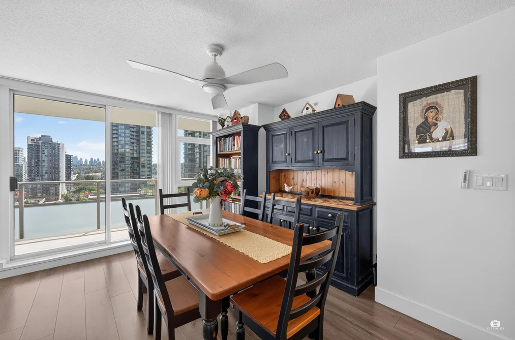 904 4400 BUCHANAN STREET, Burnaby BC V5C 0E3, Burnaby BC — Residential for Sale — Photo 6 of 37