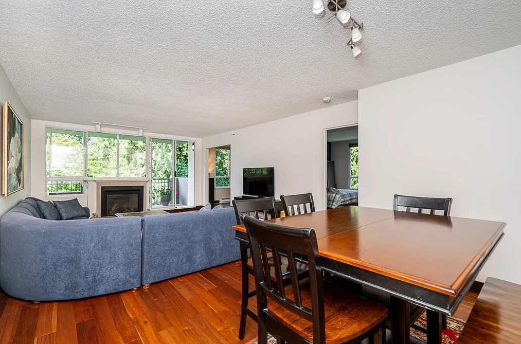904 545 AUSTIN AVENUE, Coquitlam BC V3K 6R4, Coquitlam BC — Residential for Sale — Photo 10 of 38
