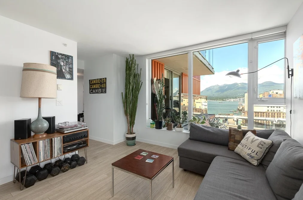 Condo for sale at 904 983 E Hastings Street Vancouver British Columbia - MLS: R3150558
