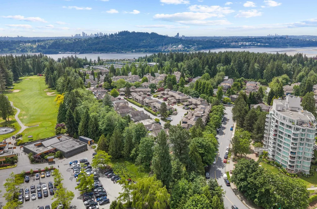 904 ROCHE POINT DRIVE, North Vancouver BC V7H 2T5, North Vancouver BC — Residential for Sale - Photo 2