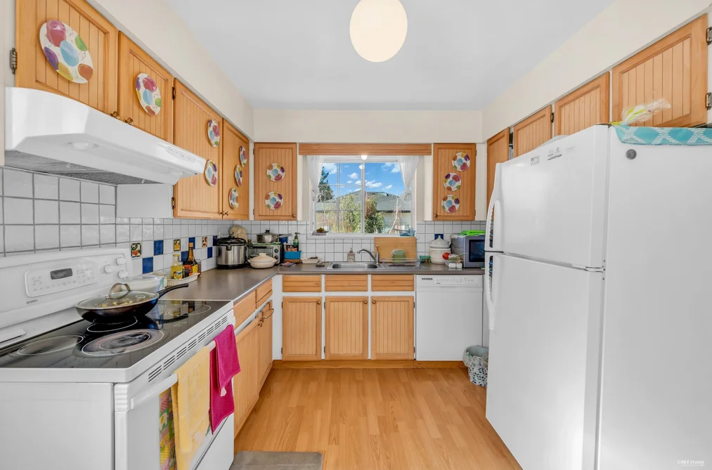 9040 GLENALLAN GATE, Richmond BC V7A 1Z3, Richmond BC — Residential for Sale - Photo 7