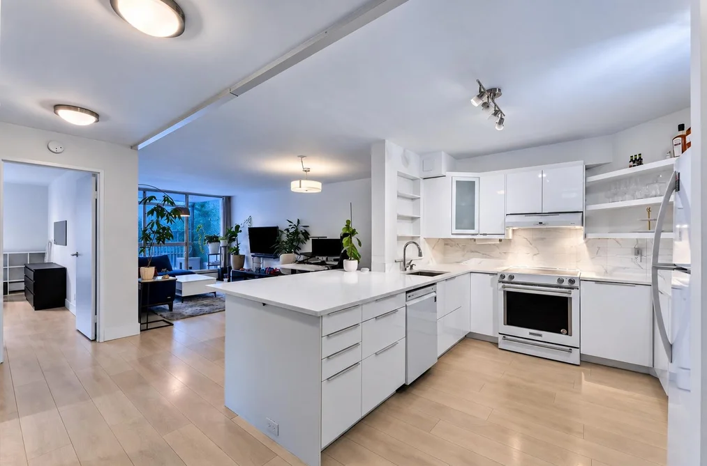 Condo for sale at 905 2024 Fullerton Avenue North Vancouver British Columbia - MLS: R3165444