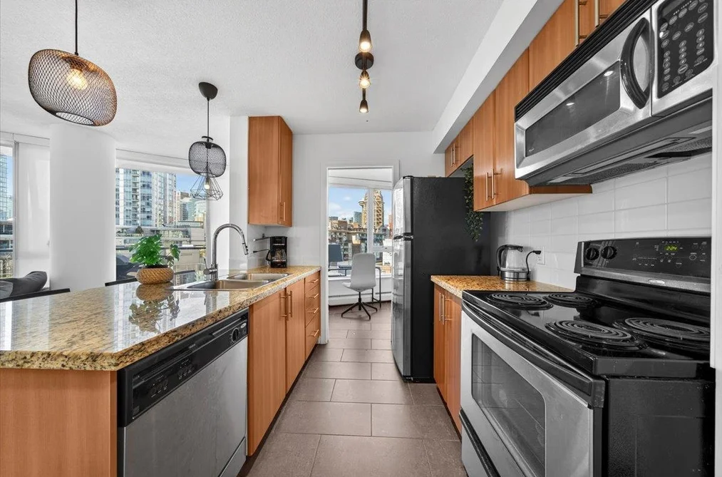 905 58 KEEFER PLACE, Vancouver BC V6B 0B8, Vancouver BC — Residential for Sale - Photo 3