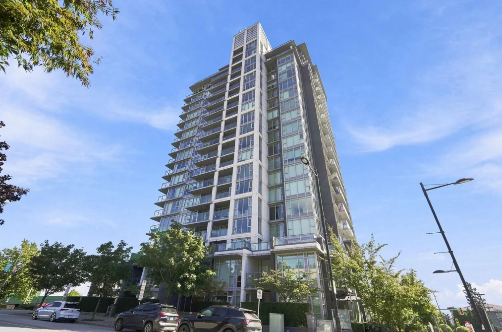 Condo for sale at 905 958 Ridgeway Avenue Coquitlam British Columbia - MLS: R3158504