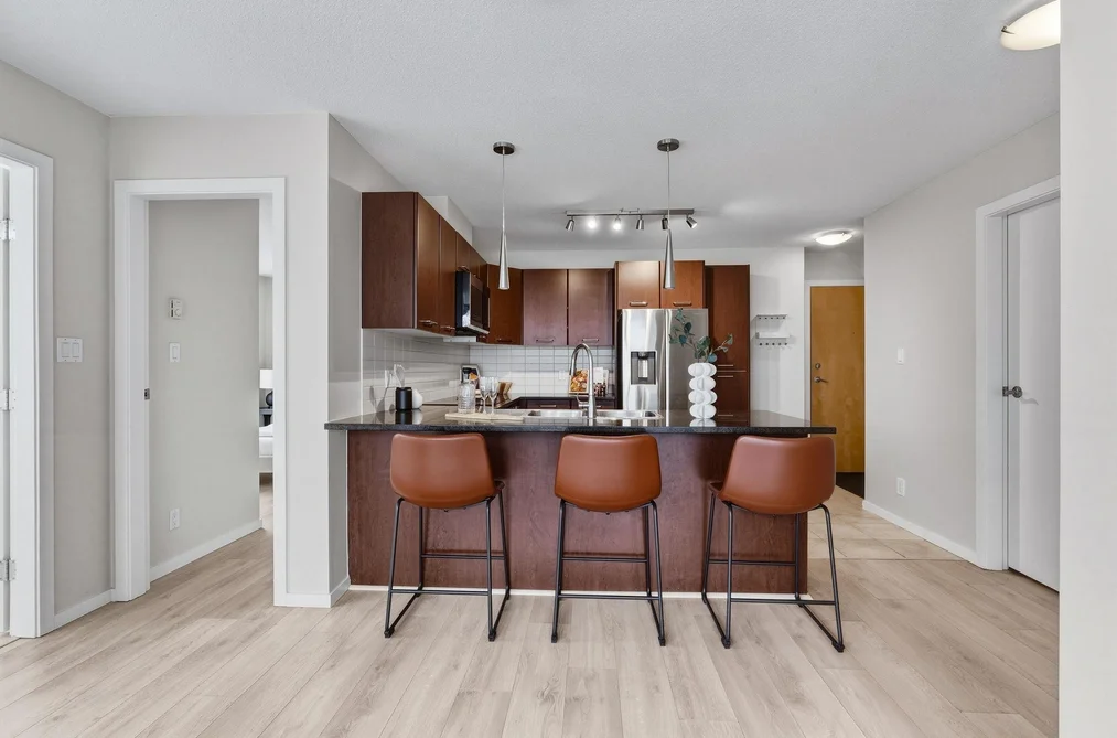 906 1155 SEYMOUR STREET, Vancouver BC V6B 1K2, Vancouver BC — Residential for Sale - Photo 2