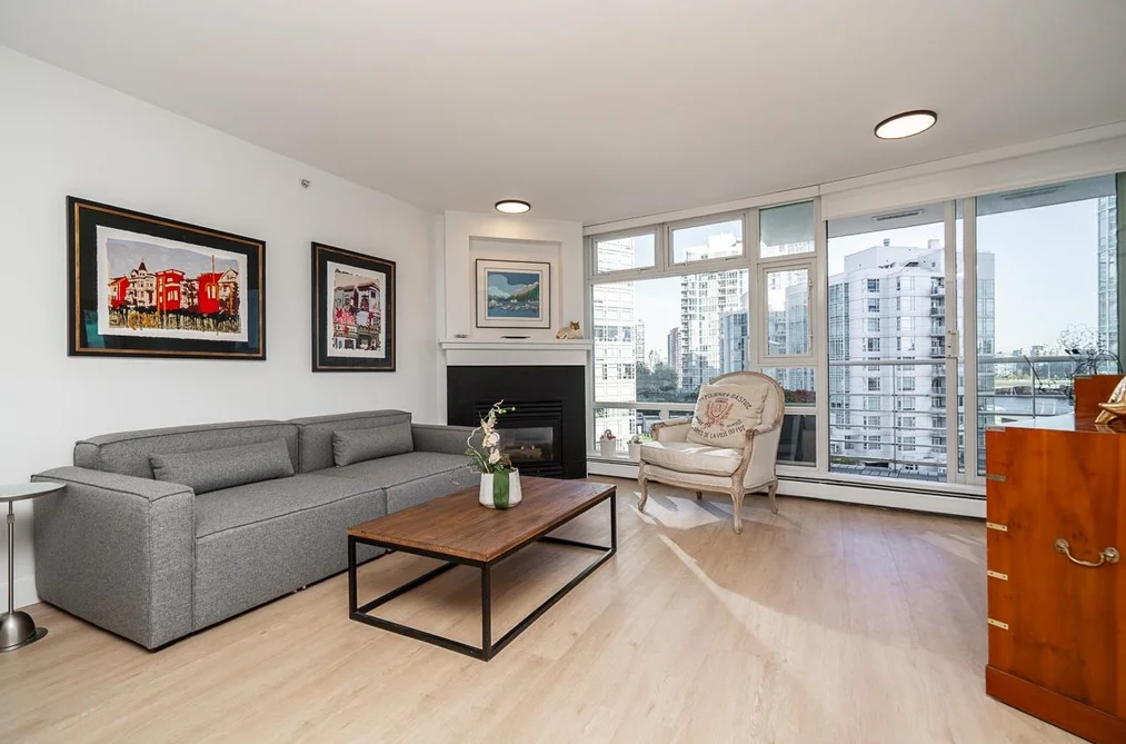 906 189 DAVIE STREET, Vancouver BC V6Z 2X9, Vancouver BC — Residential for Sale - Photo 2