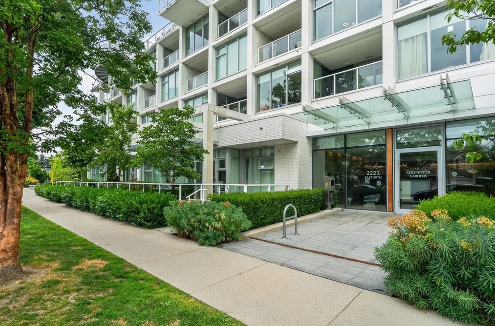Condo for sale at 906 2221 E 30th Avenue Vancouver British Columbia - MLS: R3138995