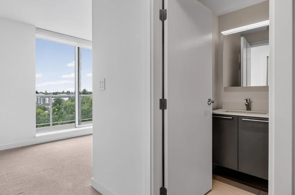 906 2221 E 30TH AVENUE, Vancouver BC V5N 0G6, Vancouver BC — Residential for Sale — Photo 13 of 32