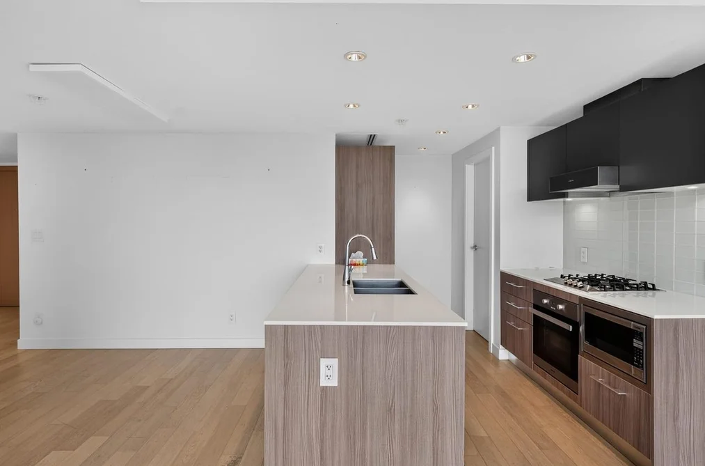 906 2221 E 30TH AVENUE, Vancouver BC V5N 0G6, Vancouver BC — Residential for Sale — Photo 8 of 32