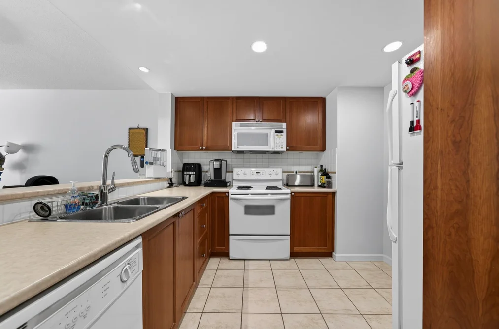 906 235 GUILDFORD DRIVE, Port Moody BC V3H 5L8, Port Moody BC — Residential for Sale - Photo 6
