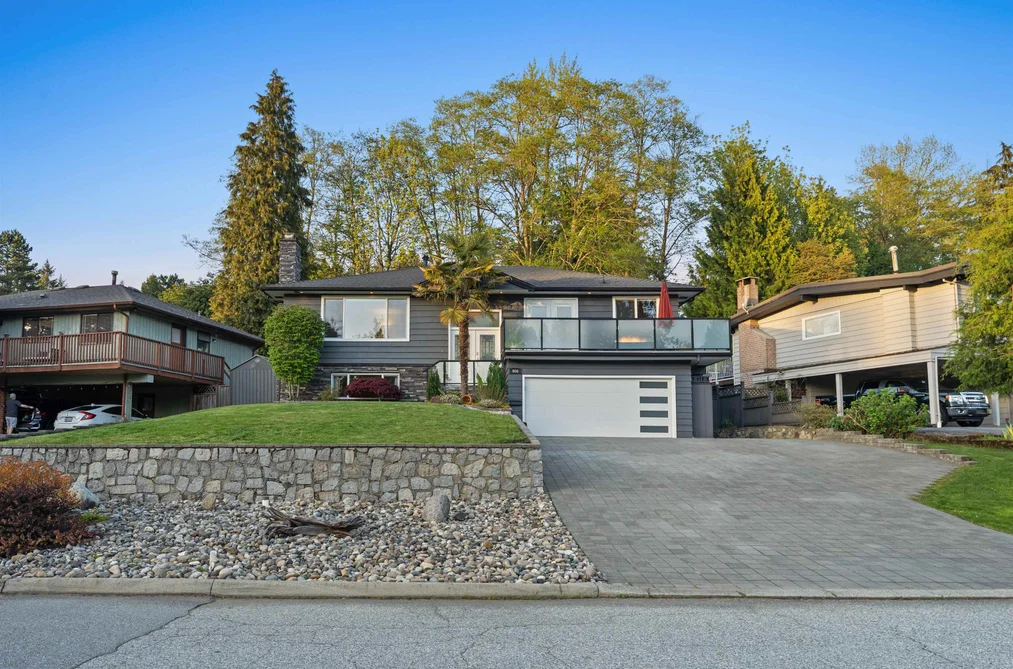 House for sale at 906 Strathaven Drive North Vancouver British Columbia - MLS: R3121793