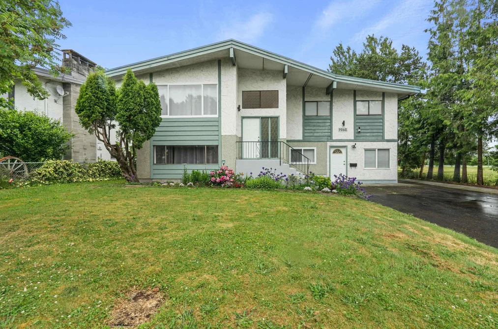 House for sale at 9060 Garden Drive Chilliwack British Columbia - MLS: R3132301