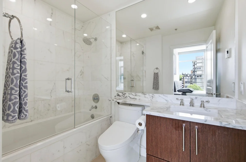 907 1333 W 11TH AVENUE, Vancouver, BC — Residential for Sale — Photo 15 of 26