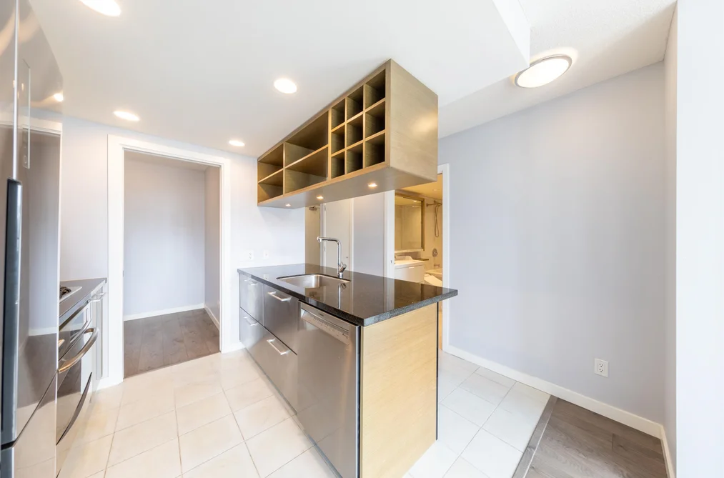907 833 SEYMOUR STREET, Vancouver BC V6B 0G4, Vancouver BC — Residential for Sale - Photo 3