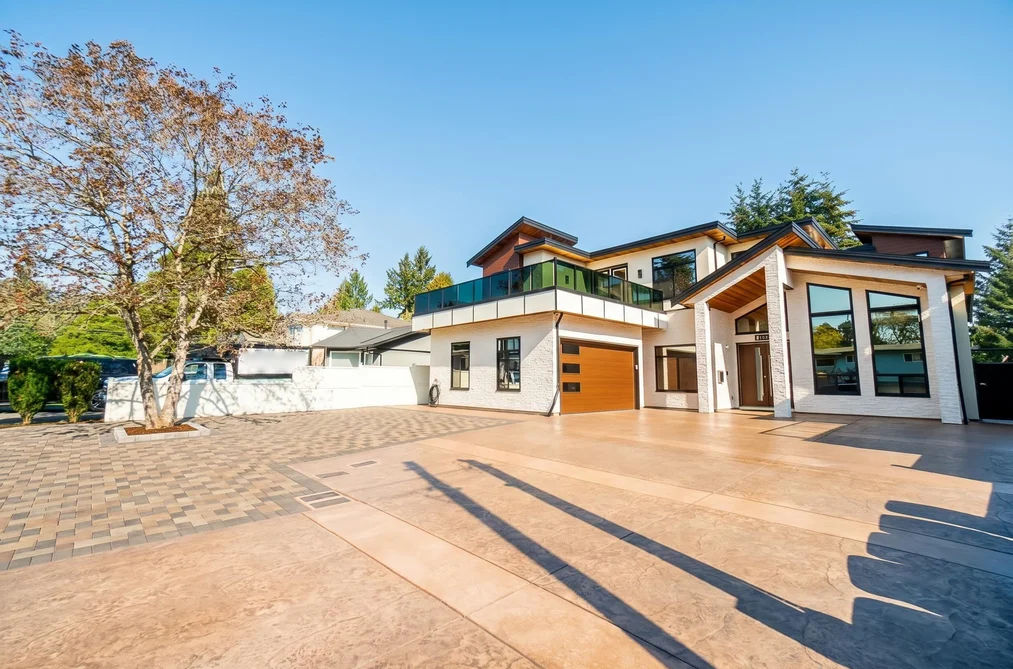 9076 147 St, Surrey, BC - MLS: R3170564